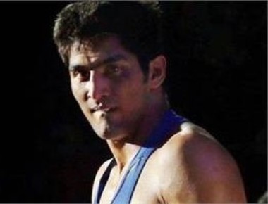 President, PM congratulate Vijender on clinching Asia title